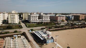 Apartment, 1 Bedroom, Smoking, Balcony | Property grounds