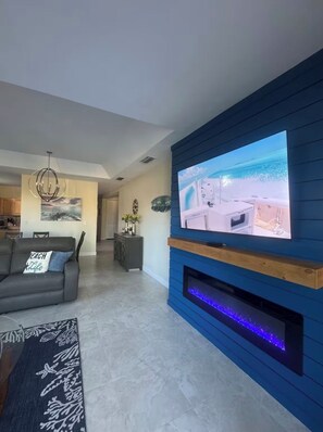 TV connectée, cheminée