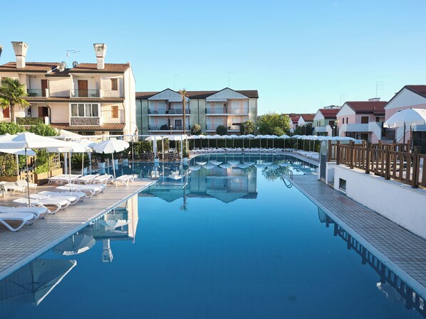 Apartment, 2 Bedrooms | Pool | Outdoor pool