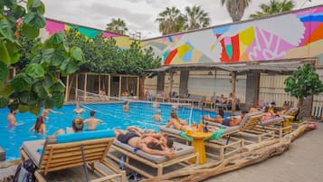 Outdoor pool, sun loungers