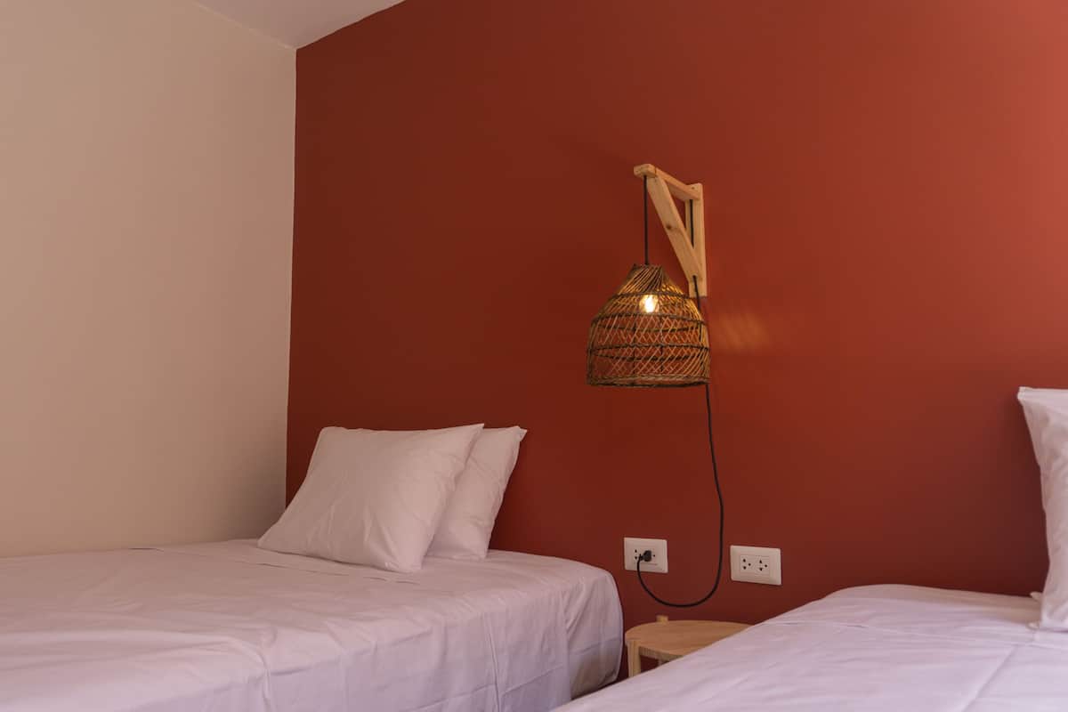 AccĂšs au Wi-Fi (inclus), literie fournie