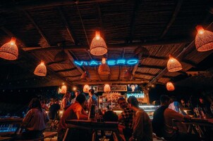 Bar (en la propiedad)