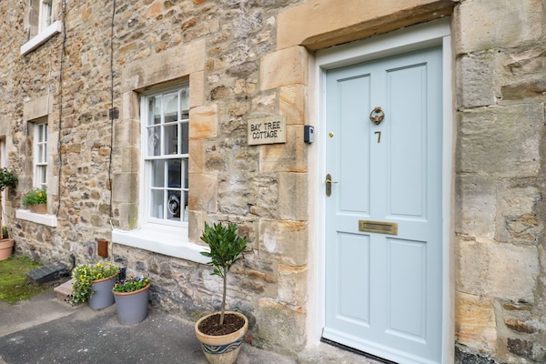 Cottage | Front of property