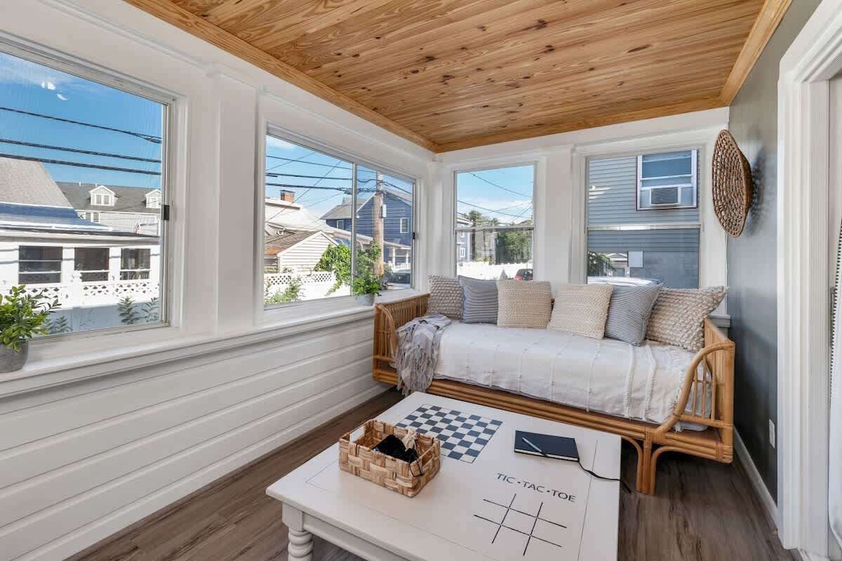 7 habitaciones, tabla de planchar con plancha, cuna de viaje y wifi 
