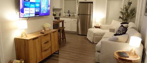 Smart TV, books