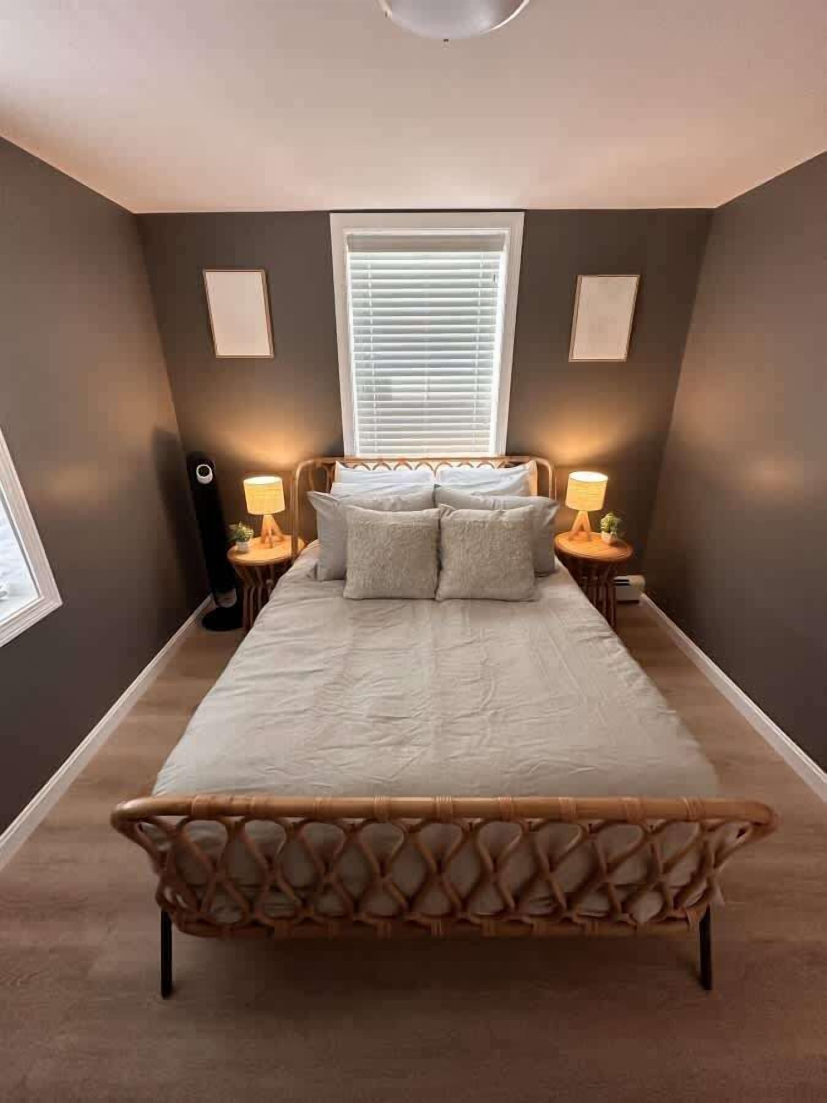 1 bedroom, iron/ironing board, travel crib, WiFi