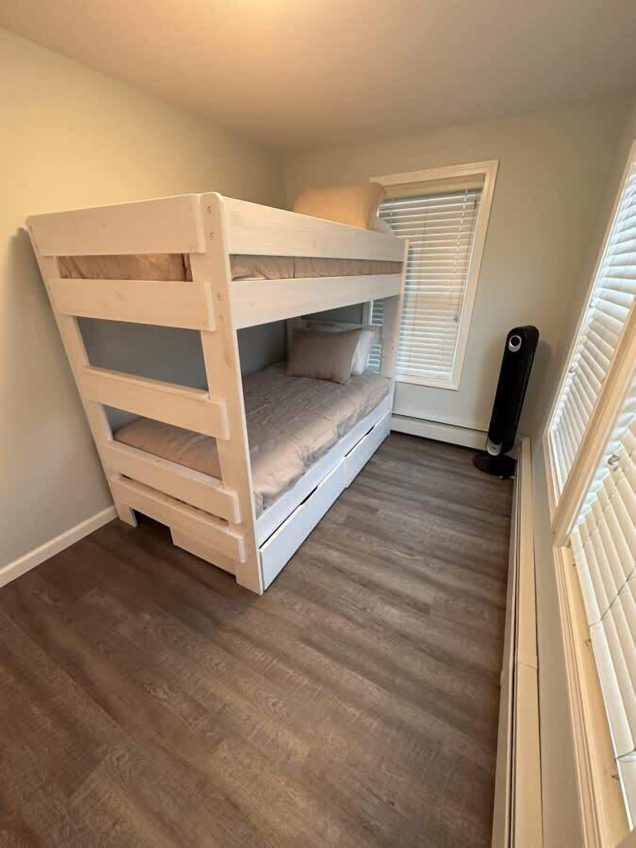 2 Schlafzimmer, Bügeleisen/Bügelbrett, Reisekinderbett, WLAN