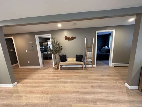 The Saltwater Shoal - Walk to Beach & Boardwalk!