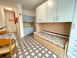 Studio, useita makuuhuoneita, parveke, kaupunkinäköala | Sisätilat
