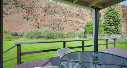 Cozy Salmon Home w/ Mountain Views & River Access
