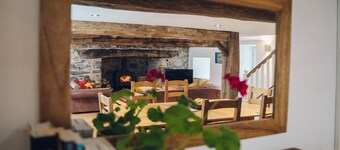 Bodfan Bach -  an on the beach that sleeps 6 guests  in 3 bedrooms