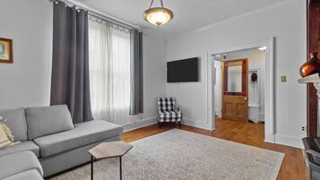 Smart TV, offices, computer monitors