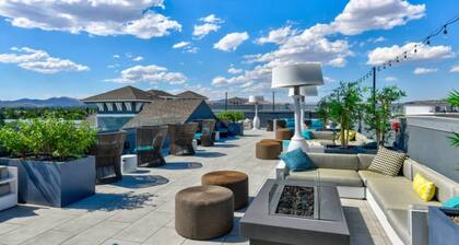 Chic Apt w Jacuzzi Lake Front Nr Casino Imax