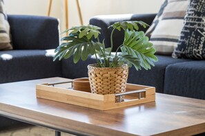 House | 3 bedrooms, Internet - DT Reno - Elegant Home w Private Patio BBQ Grill (Reno)