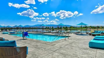 Apartment | 2 bedrooms, Internet