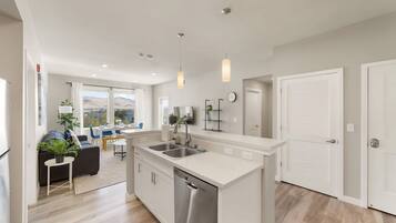 Apartment | 2 bedrooms, Internet