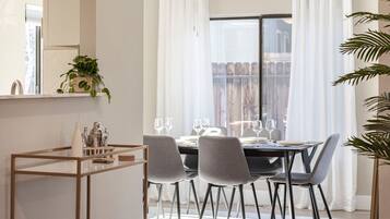 Villa | 4 bedrooms, Internet