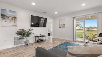 Rumah | 2 kamar tidur dan internet