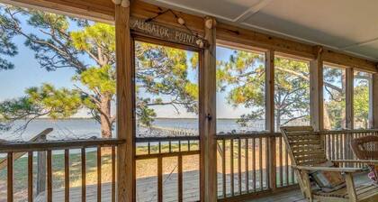 Bill's Bay Breeze- relax on the porch and enjoy the view!