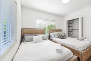 Deluxe Apartment | 4 bilik tidur, langsir/tirai gelap terus, seterika/papan seterika 