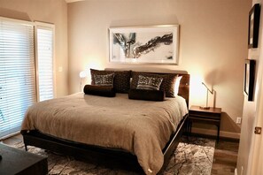 3 chambres, fer et planche à repasser, Wi-Fi gratuit, draps fournis