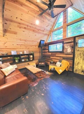Smart TV, chimenea