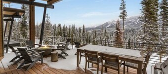 Luxury Ski-In/Ski-Out Moonlight Basin Home