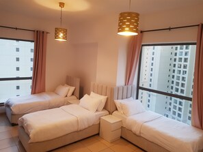 Pillow-top beds, individually decorated, individually furnished - Grays Hostel By Haly (Dubai)