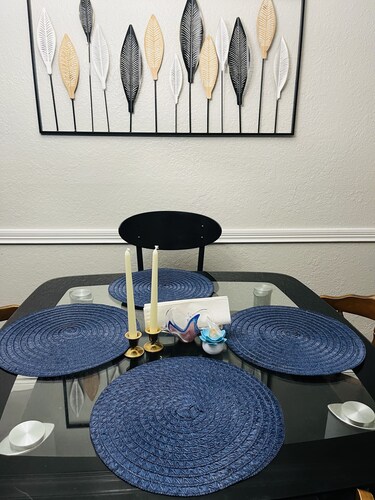 Welcome to Modern apartment situated in the heart of Galleria.