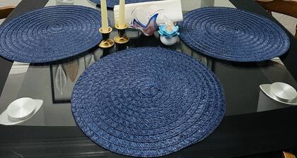 Welcome to Modern apartment situated in the heart of Galleria.