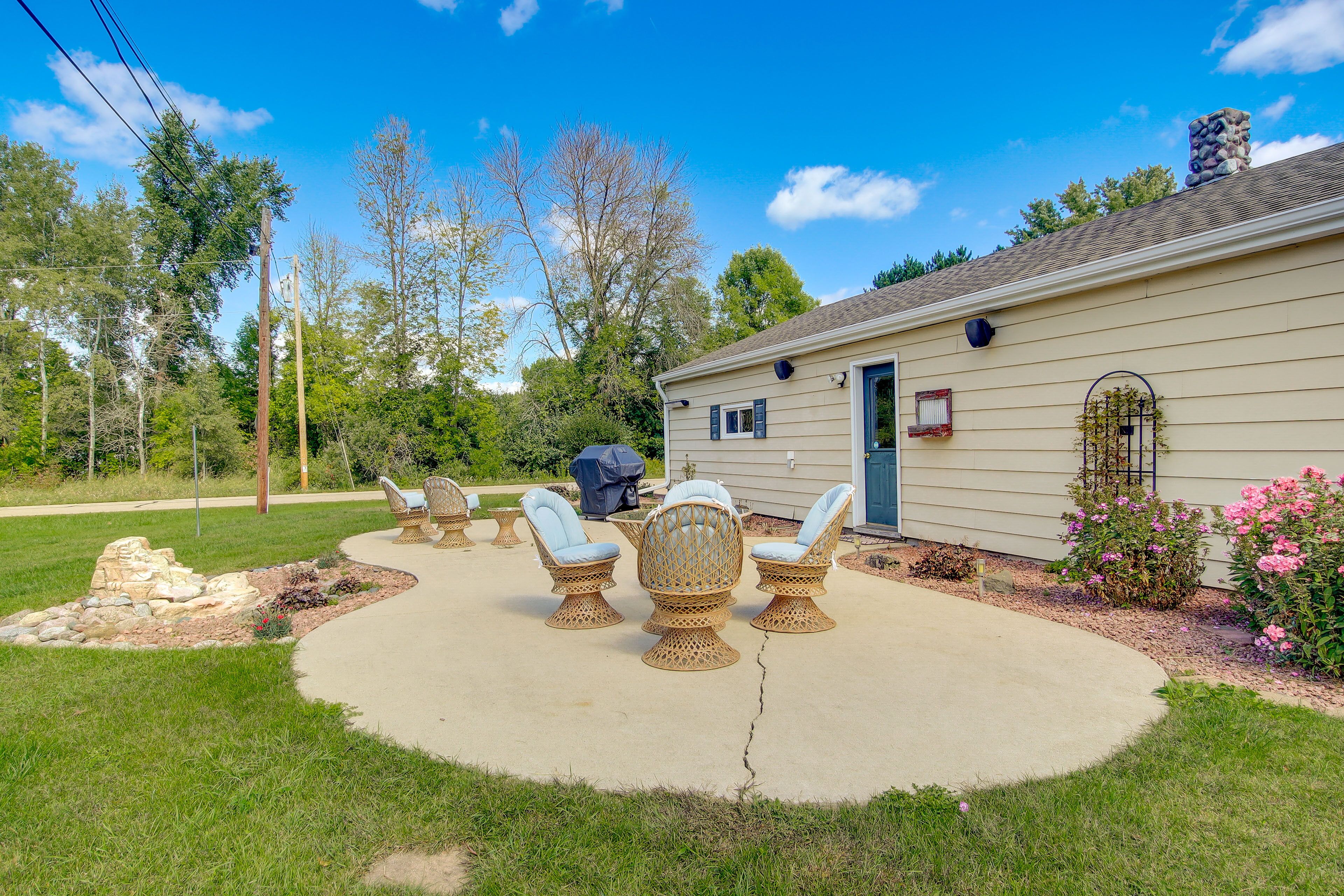 Shawano Vacation Rental: Close to Main Street!