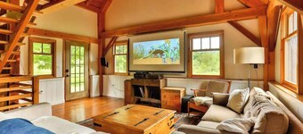 Retro Hideaway w/ Movie Projector & Games