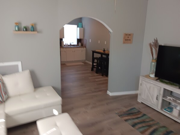 Smart TV - Island Retreat (Galveston)