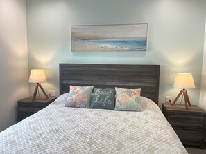 2 bedrooms, in-room safe, desk, iron/ironing board