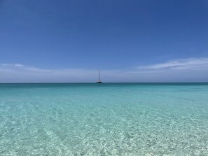Sun loungers, beach towels - New, Boutique, 2BR Modern Condo + Pool + Gym - 5 min walk to Grace Bay Beach! (Grace Bay)