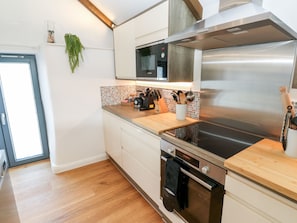 Fridge, dishwasher, electric kettle, toaster