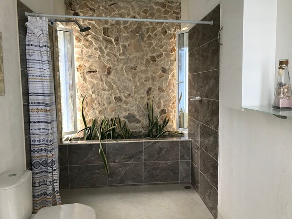 Familienzimmer | Badezimmer