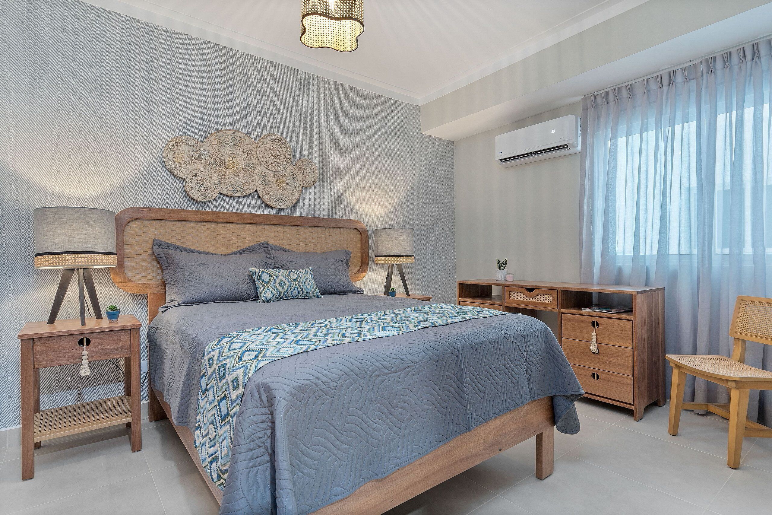 1 bedroom, iron/ironing board, internet, bed sheets
