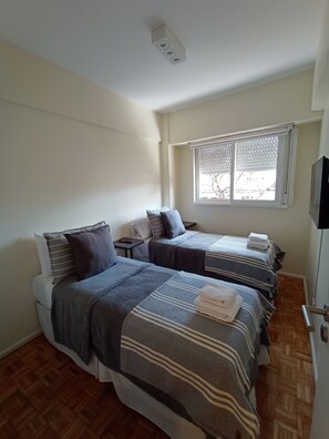 2 habitaciones, wifi gratis y ropa de cama 