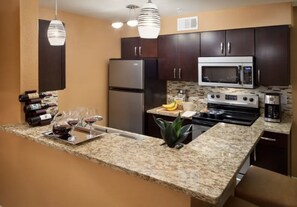 Private kitchen - CES Show special - NEAR Convention Center (Las Vegas)