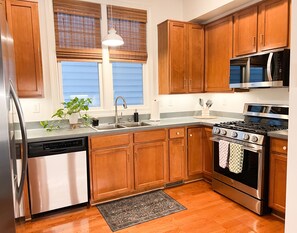 Microwave, oven, stovetop, dishwasher