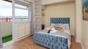2 bedrooms, free WiFi, bed sheets