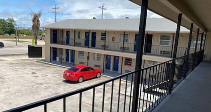 Texas Inn