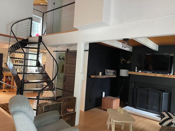 Smart TV, fireplace, video games, DVD player