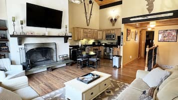 Smart TV, fireplace, video games, DVD player