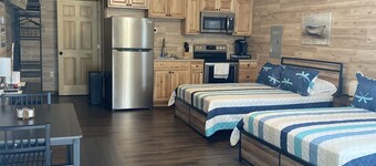 Beautiful Serene Studio Cabin!