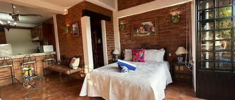 1 chambre, fer et planche à repasser, Wi-Fi, draps fournis