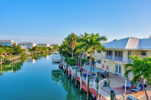 Marina - Sunchasers Paradise - lux home, private pool/spa, 80' dock (Marathon)