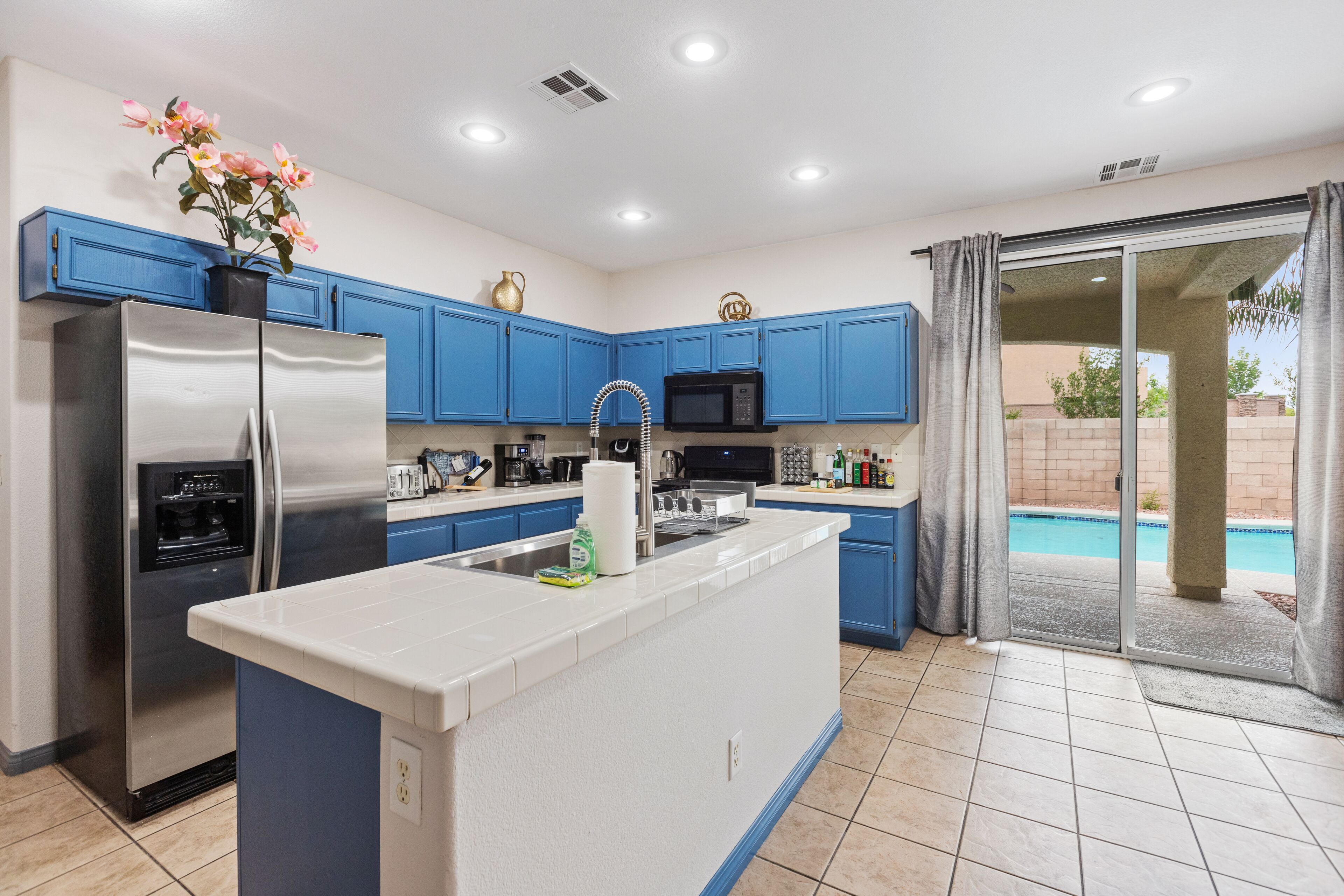 Apartment, 4 Bedrooms, Accessible, Private Pool | Interior