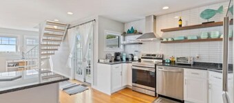 Luxury Clinton Beach House

